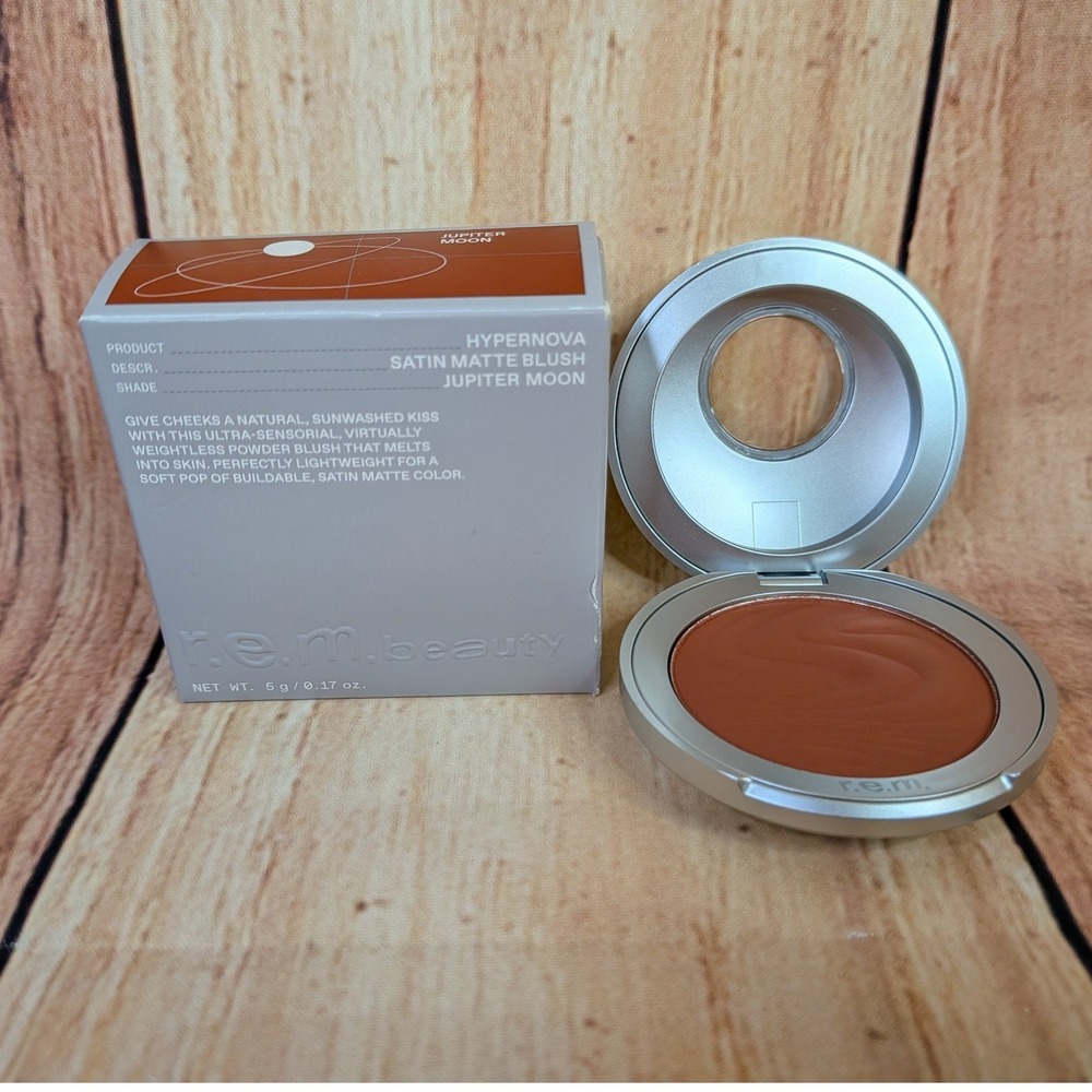 R.E.M. Beauty Hypernova Satin Matte Blush Jupiter Moon 5g
